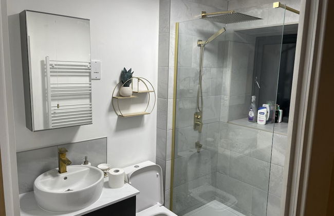 Charming 2-bed Apartment in Bow, London - Foto 14