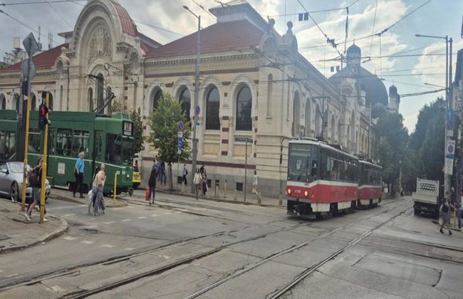 Bulgarian Food & History Tour in Sofia – Includes Vintage Tram Ride - Foto 10