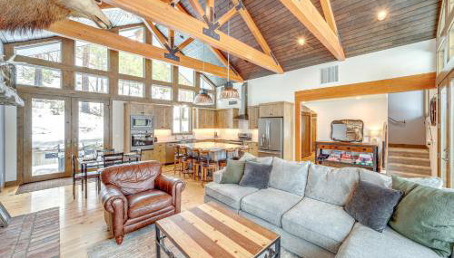 Chelan Mountain Retreat Chalet with Fire Pit! - Foto 1