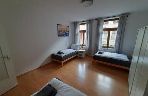 Zentrale 2-Zimmer-Wohnungen für Gruppen & Monteure, fußläufig zur Elbe & Shoppingcenter - Foto 8