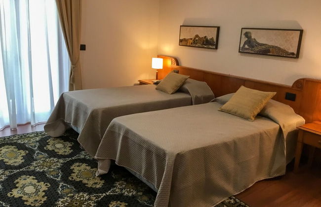 Erania Rooms & Apartments - Photo 16