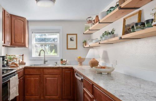 Light Bright Stylish PRIVATE Home - Whitworth - Foto 6