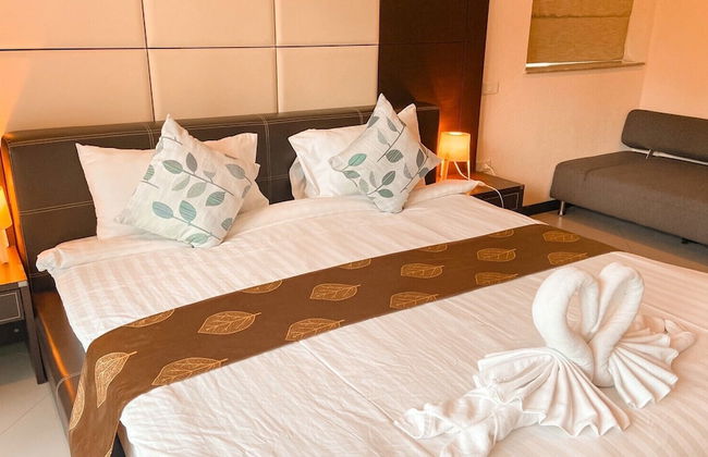 Hidden Palm Pool Villas - Photo 22