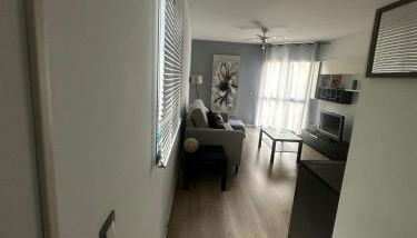 Helena home - Photo 2