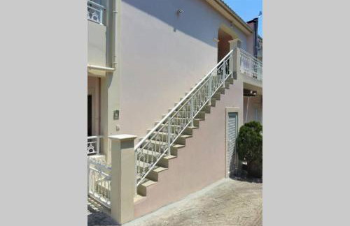 Sea and mountains view apartment - Photo 13