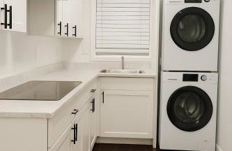 Bright & Stylish Guest Suite with Modern Comforts - Foto 5