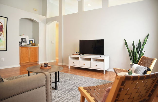 Artisan Poolside Paradise near Disney - Photo 28