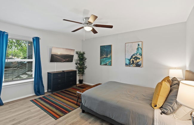 Modern 2BR Near UT Hyde Park Evonify - Foto 40