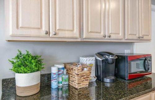 Relaxing home near Interstate - Foto 7