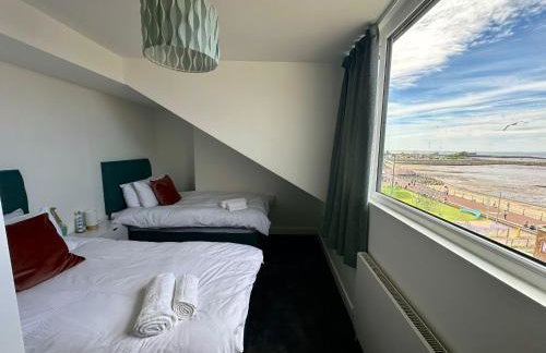 Clock Tower Apartment No4 - Photo 7