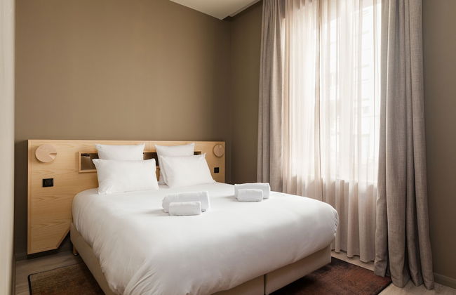 Hôtel Des Sept - Entrée autonome, réception en ligne - Encore Mieux - Foto 2