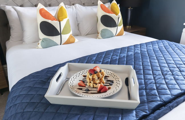 Elliot Oliver - Stunning 6 Bedroom Regency House With Parking - Photo 9