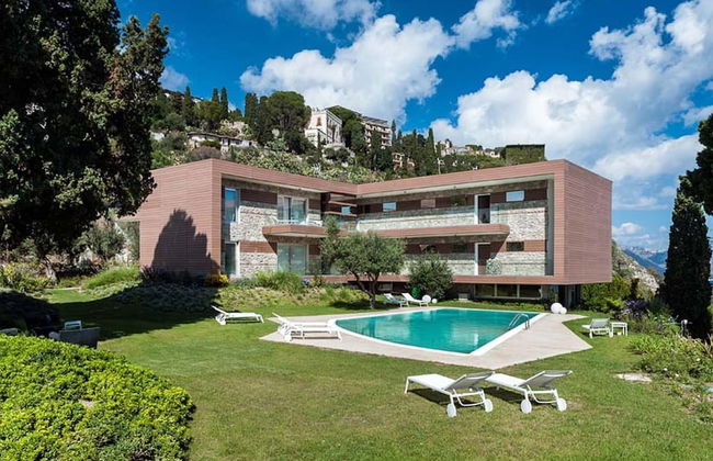 Exclusive Residence With Pool, Breathtaking Views on Taormina and on the sea - Foto 1