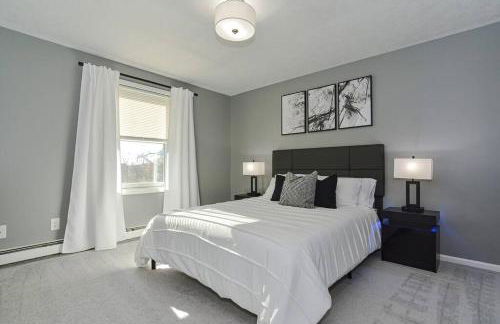 *NEW* Beautiful 3 floor Townhome with Sauna - Foto 17