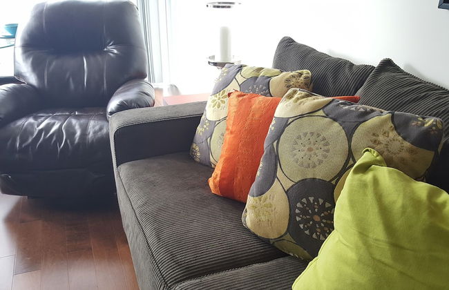 Custom Luxury Suite - By Elite Suites - Photo 38