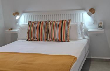 AM Chinorros Square. - Photo 9