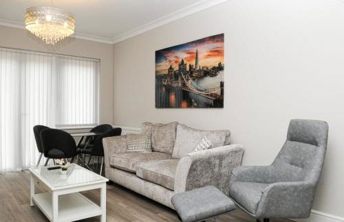 Luxury 5 Star apartments, Parking, Garden, near Metro Stations 10-15mins to London - Foto 3