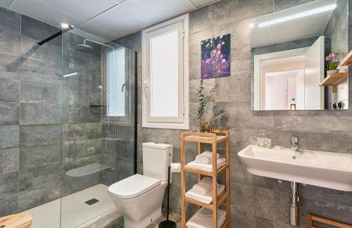 Work & Holiday Huelin - Foto 3