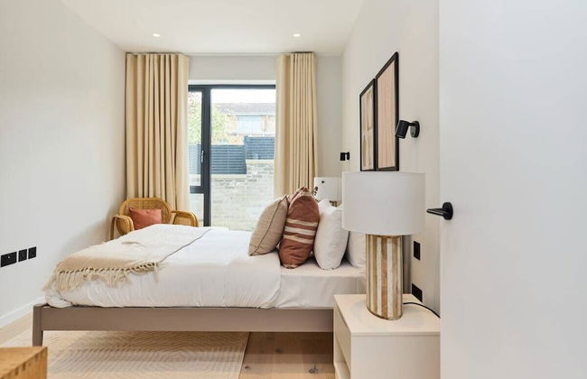 The Brondesbury Quarters - Modern 2bdr Flat With Balcony + Parking - Foto 8