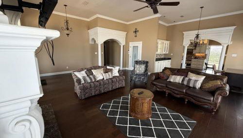 Lakefront 3BR Retreat - Pier, RV, Family-Friendly - Foto 3