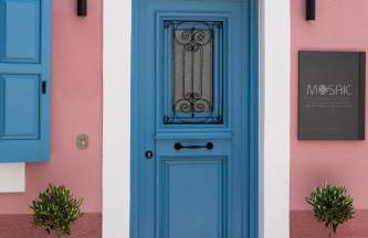 Mosaic Luxury Home - Photo 5