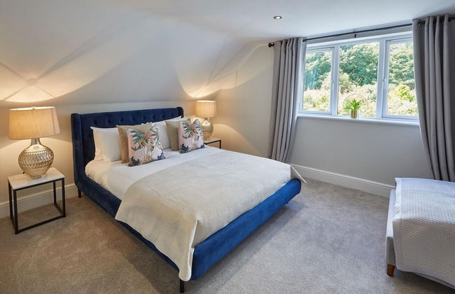 Host Stay The Penthouse at Prospect Hill Apartments - Photo 4