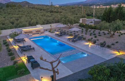 Nostra Terra Villa, 2-acre Secluded Nature Escape with Heated Pool, By ThinkVilla - Photo 35
