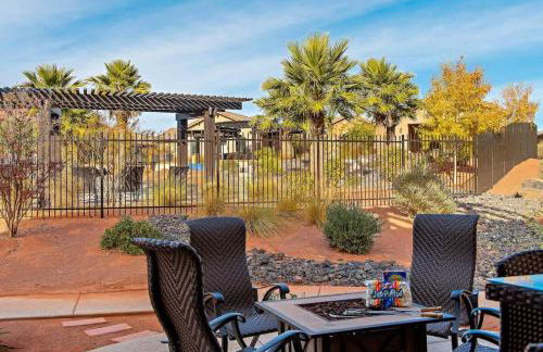 33| Poolside Retreat in St George with 3 Deck Views - Foto 31