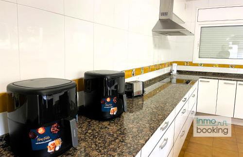 Villa Mediterrania, con piscina y barbacoa - Foto 24