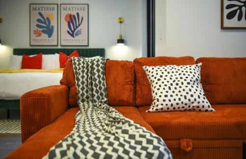 LUX Studio King Bed Free Parking Gym New - Foto 8