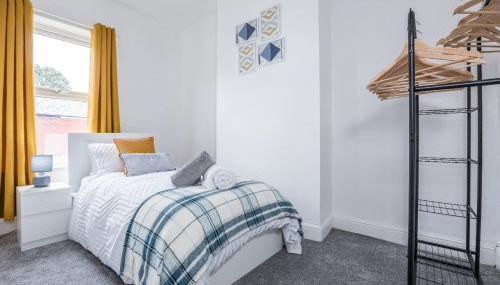 Modern 3BD House - Free parking - Fast WiFi - Foto 3