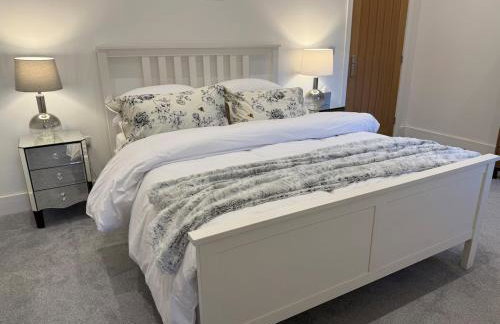 Beautiful 2 Bedroom Barn -Stansted Airport 2 miles - Foto 19