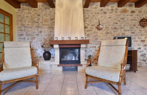 Holiday home with pool, enclosed garden - Foto 2