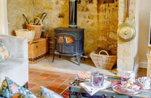 3 Bed in Beaminster 50738 - Photo 4