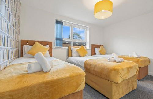 Luxury 5 bedroom House With FREE Parking and Pool Table - Foto 50