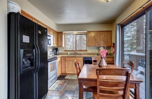 Cold Creek Chalet - Hot tub & Movie Room - Foto 25