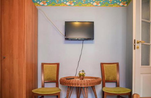 4 Bedroom Gorgeous Home In Nowe Warpno - Foto 21