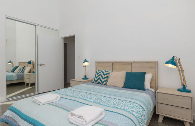 Sunset Place Apartments - Photo 13