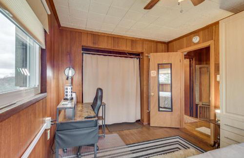 Rustic Chic Retreat 4 Mi to Kennywood! - Foto 16