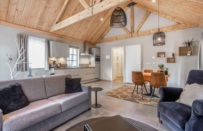 Spacious Holiday Home the Centre of Grubbenvorst - Photo 14