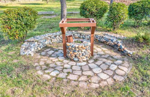 Log Cabin sleeps 20 with hot tub, EV Charger, firepit - Foto 62