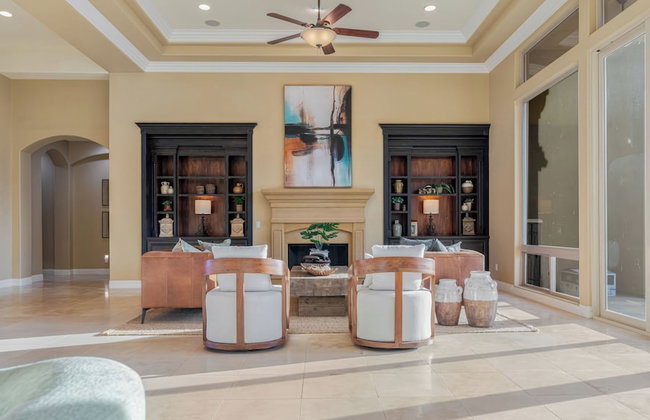 Hilltop Estate w/ Pool, Hot Tub, Fire Pit, Views Cleveland Vista by Avantstay - Foto 76