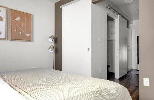 Downtown 1BR w Luxury Amenities Rooftop Views BOS-502 - Foto 9