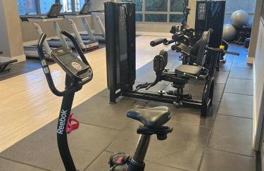 Studio Moema Completo Com Vaga Grátis e Localização Premium - Foto 24