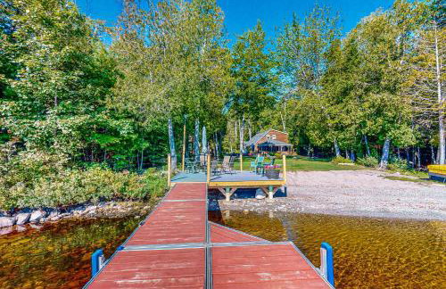 Spectacular Sebec Setting - Foto 24