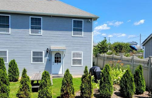 2 Br beach condo, 1 block from shore - Foto 1