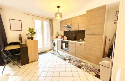 Studio lumineux, calme, RER à 5 min, bien placé - Foto 5