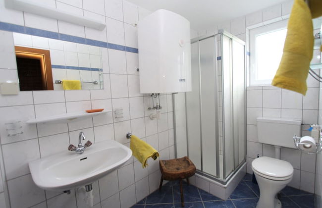 Characterful old Farmhouse With 4 Apartments in Fresach / Carinthia With Garden - Foto 57