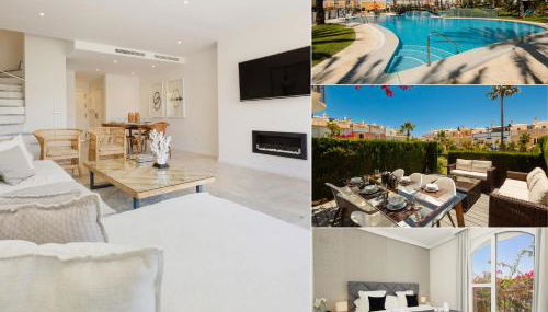 Townhouse in first line beach, Bahia de Marbella, Marbella - Photo 1