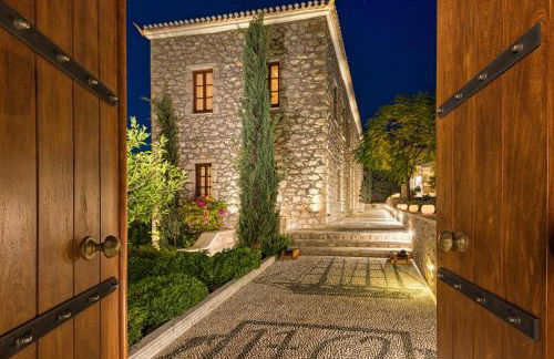 Mare Monte Luxury Suites - Photo 1